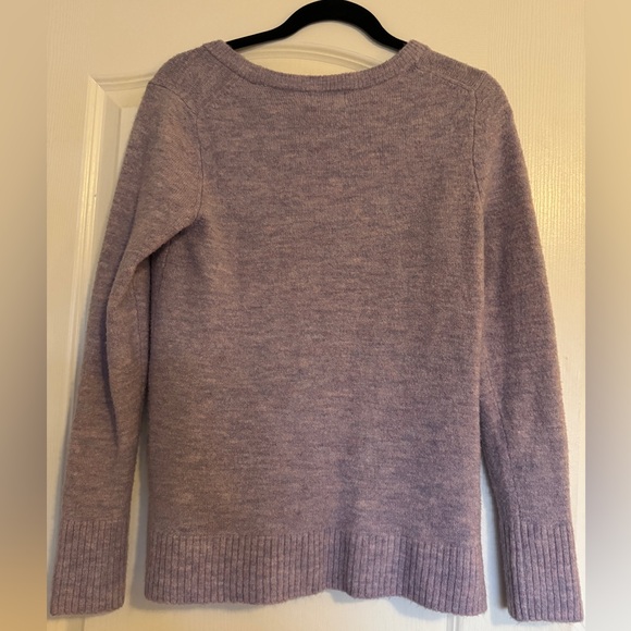 Old Navy lightweight Sweater - Picture 4 of 4